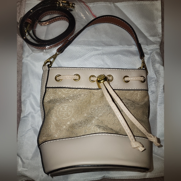 NEW Tory Birch Monogram Bucket Bag - Picture 3 of 5